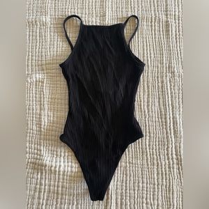 Aritzia Babaton body suit